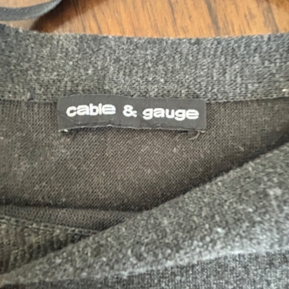 Cable & Gauge boat neck 3/4 sleeve pullover sweater with button detail on sleeve - Picture 7 of 10
